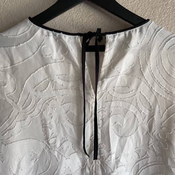LOFT Off White Textured Blouse Size Small - Picture 6 of 7